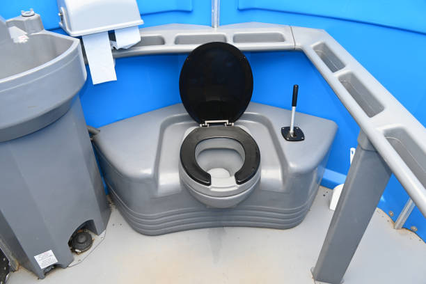 Best Portable toilet rental cost  in Lena, IL